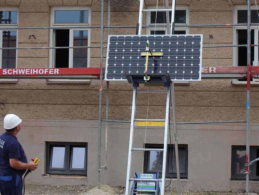 Introducing the GEDA Solarlift from SkyJacks!